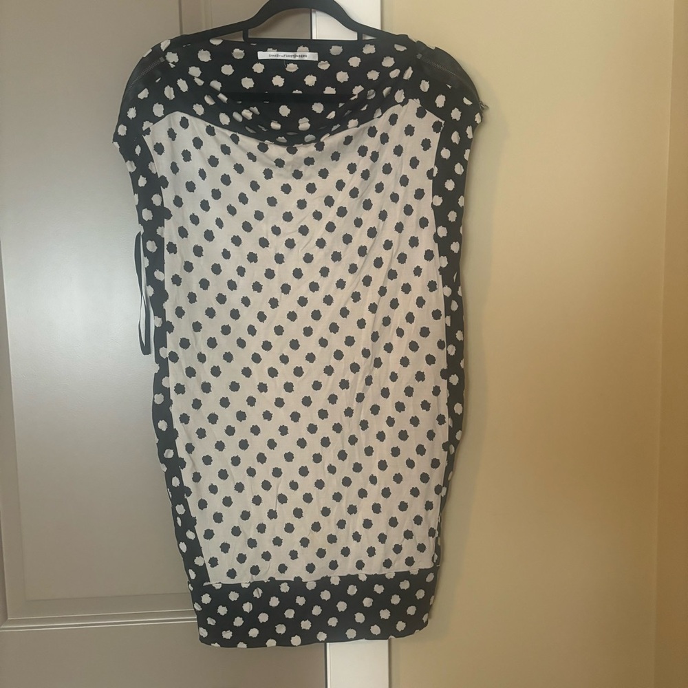 Diane Von Furstenburg Scoop neck Dress